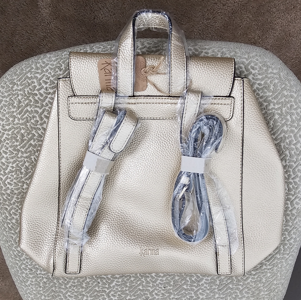 "Karma" Gold Backpack - Picture 3 of 4